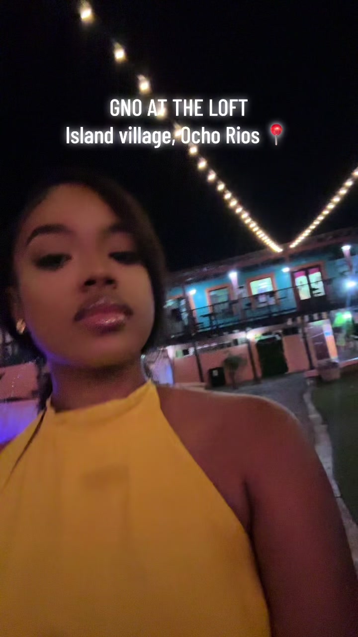 @Gorg3_