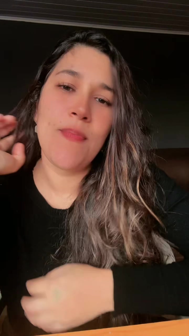 @vivi 🐰 🍓 a sonhadora 🇧🇷