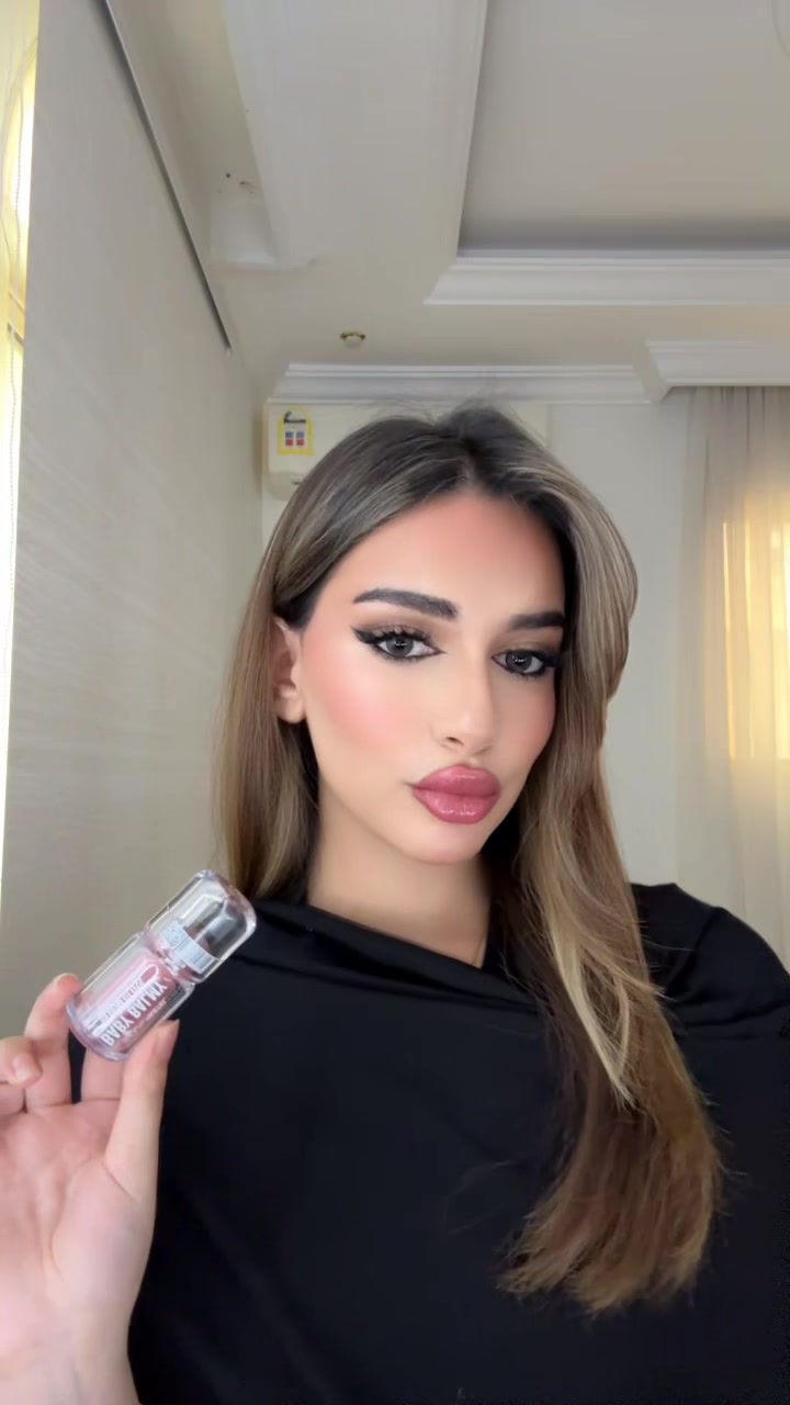 @zeina🤍