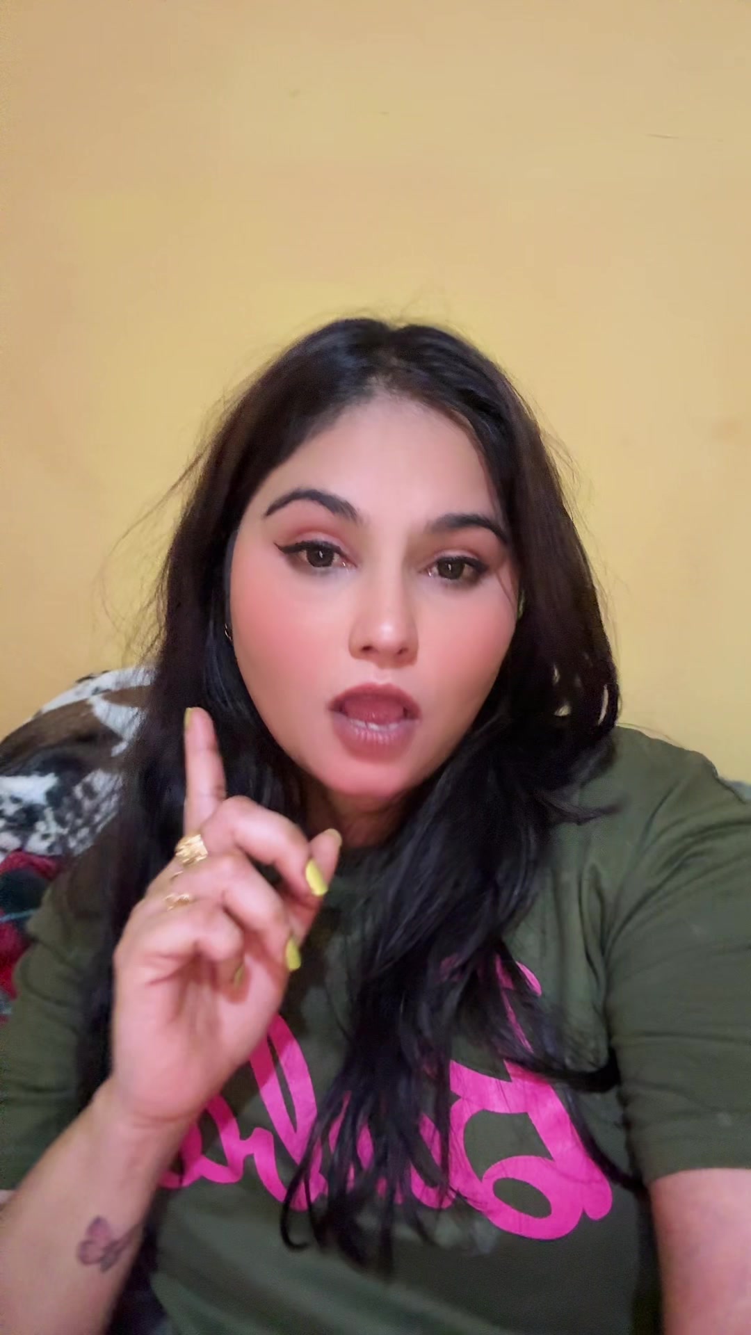 @SEXYNADIA123