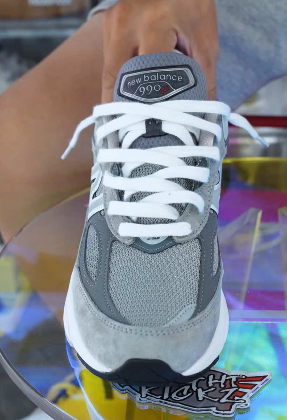 @Lacedsneaker