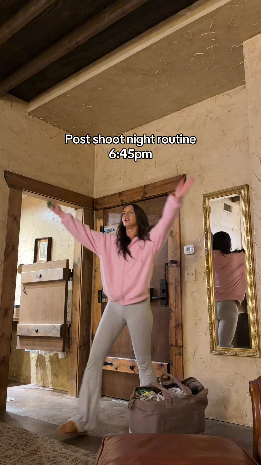 @CAROLINE KARWOSKI