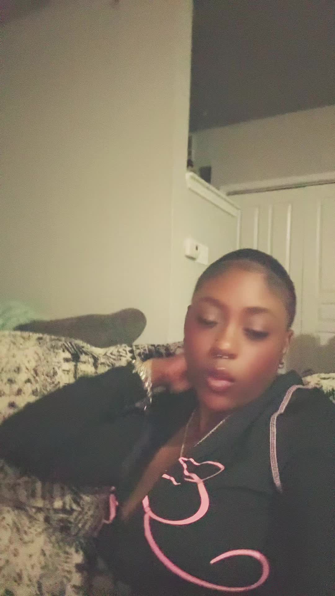 @kariecaa