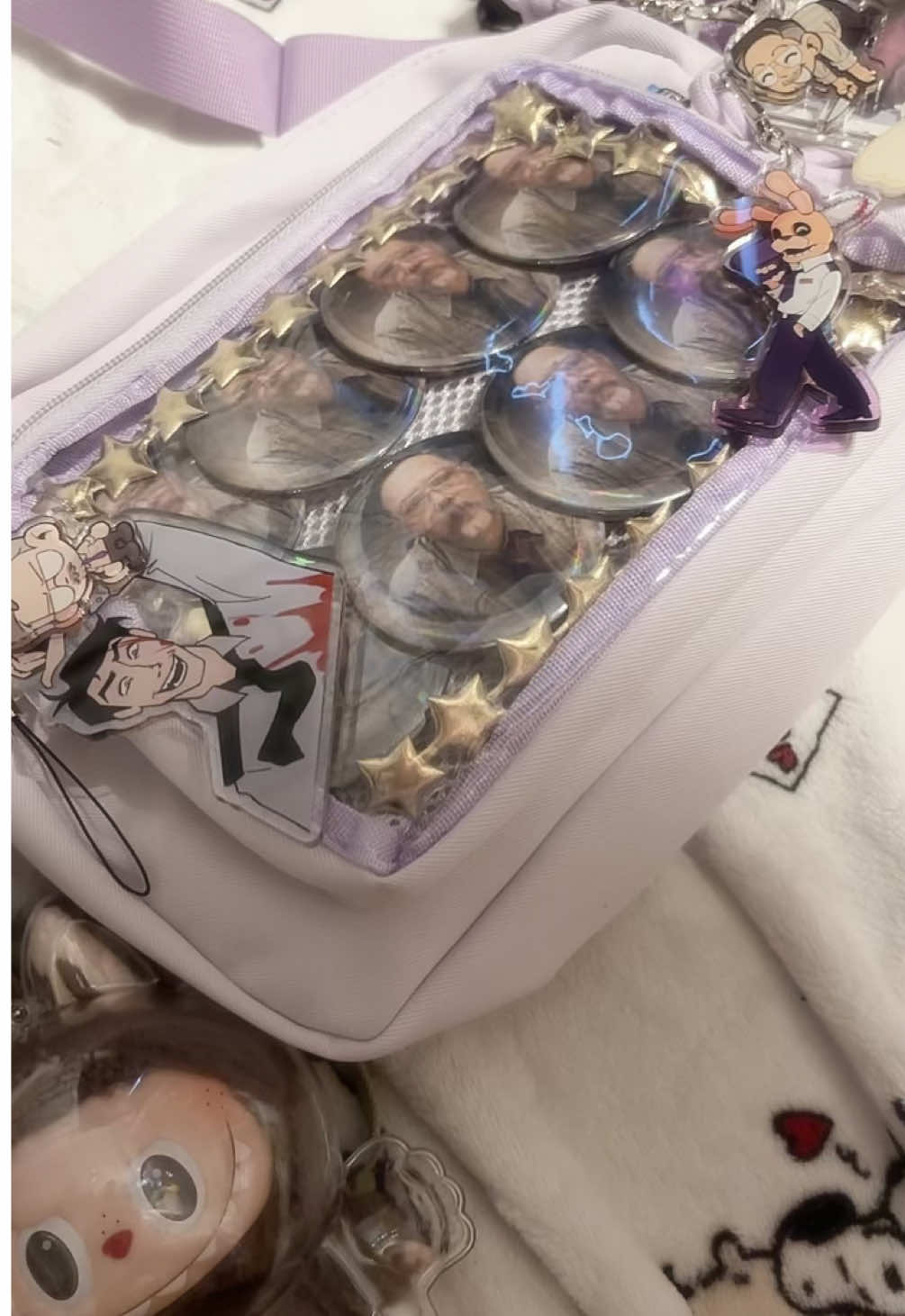 @ᨳ crisp