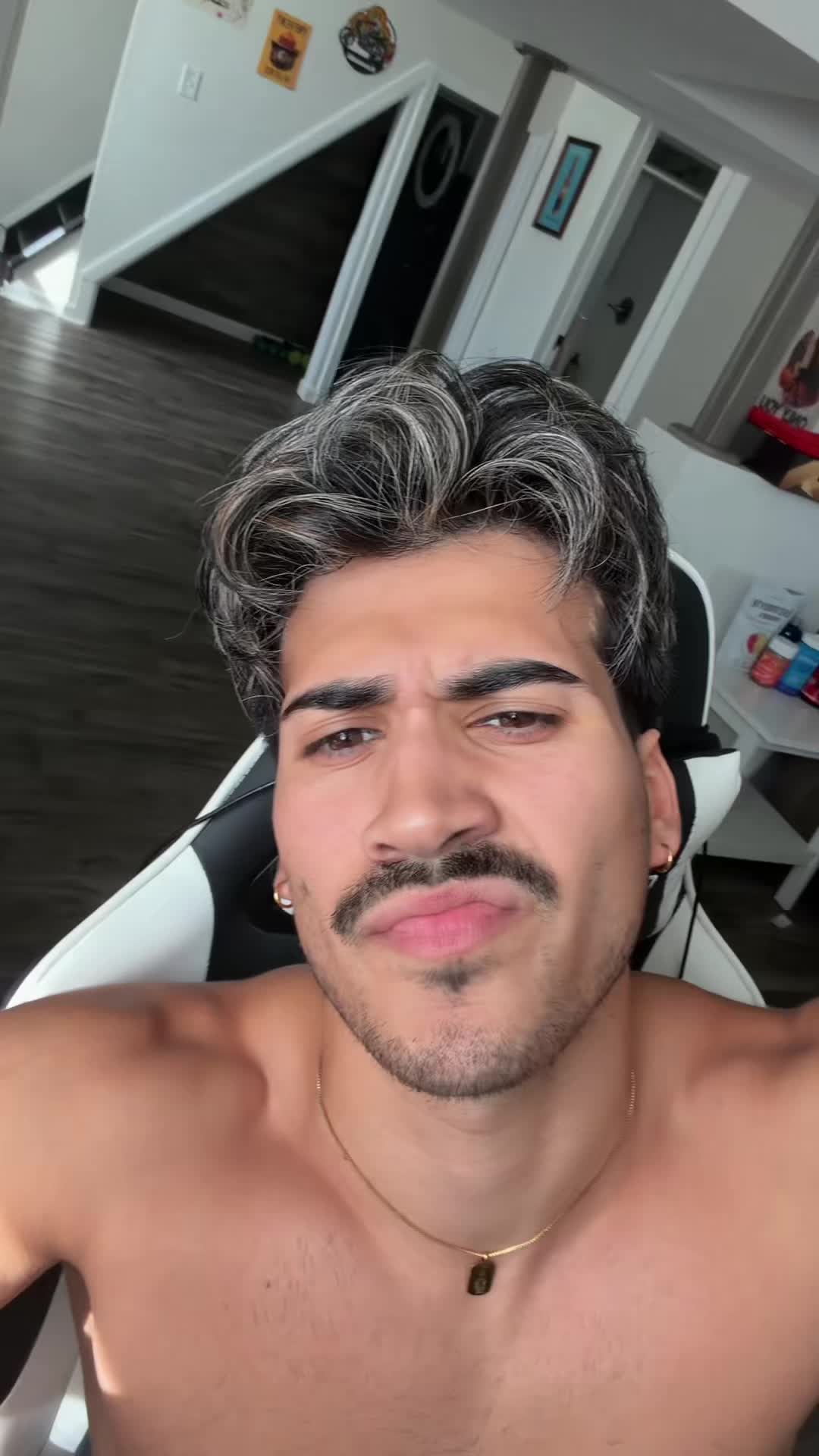 @mattia