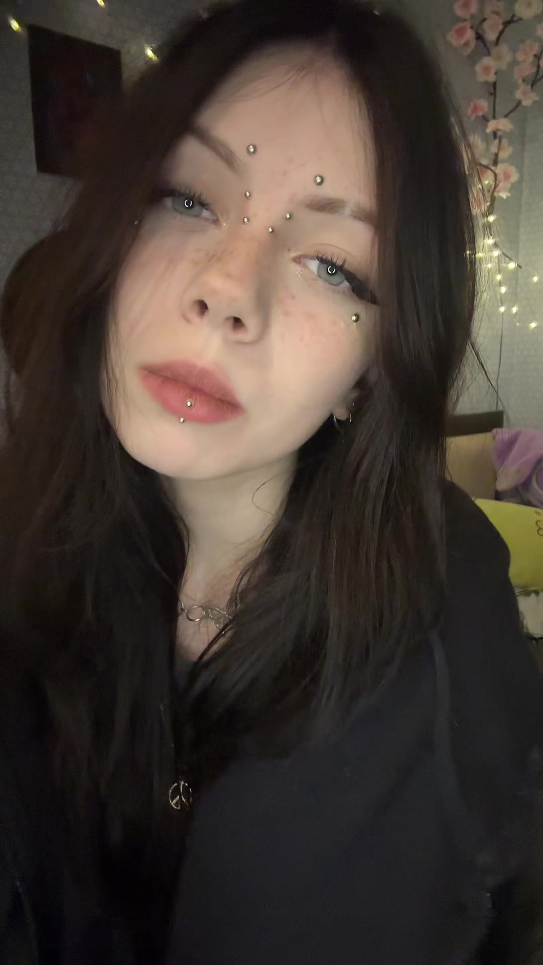 @Алиска Авангардова