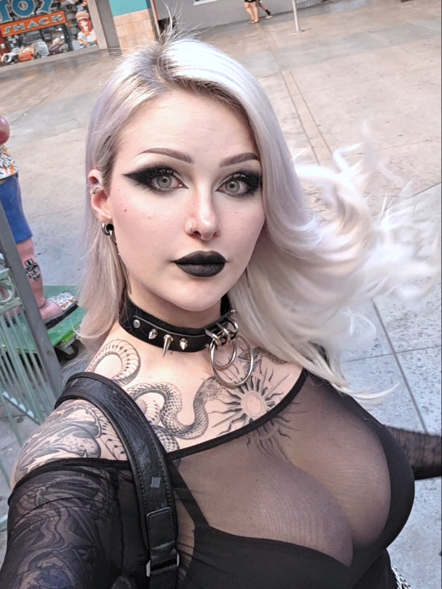 @spookykins