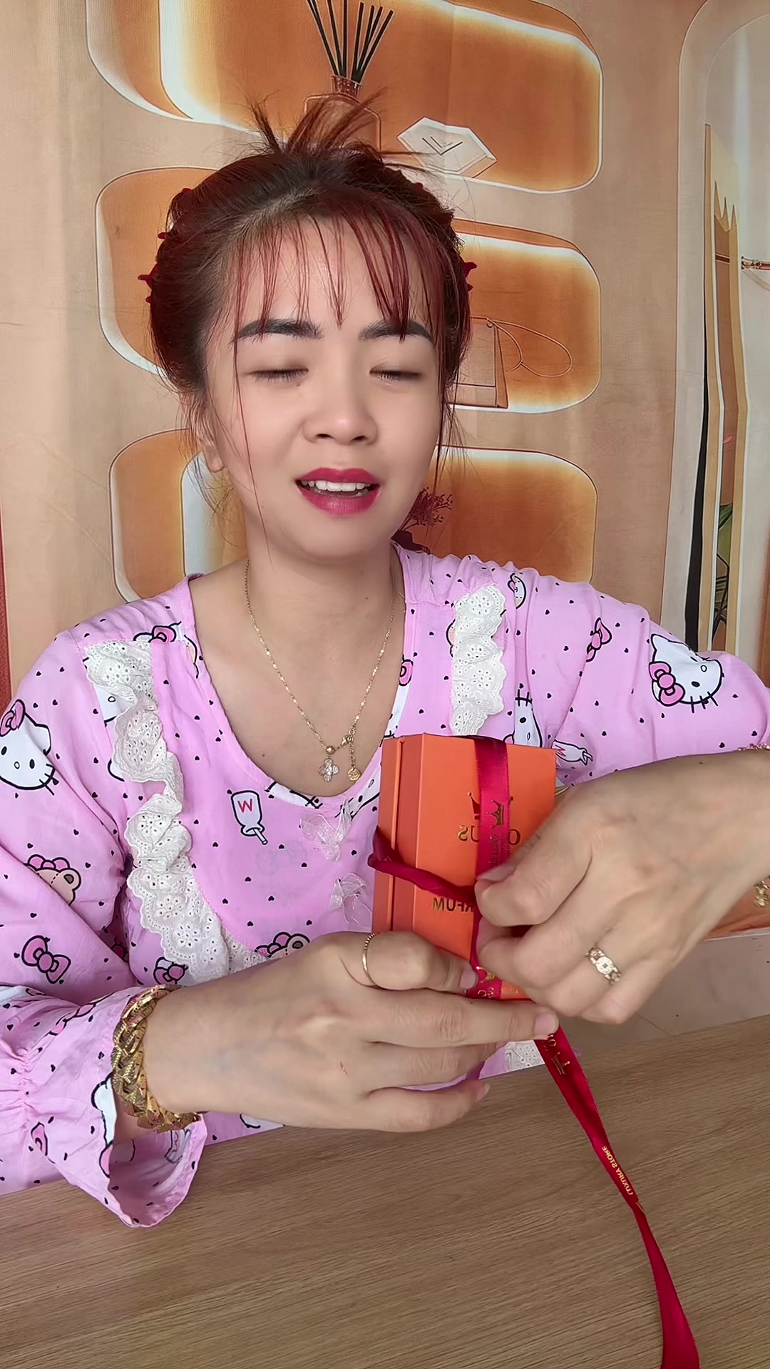 @Em Cẩm N&egrave;