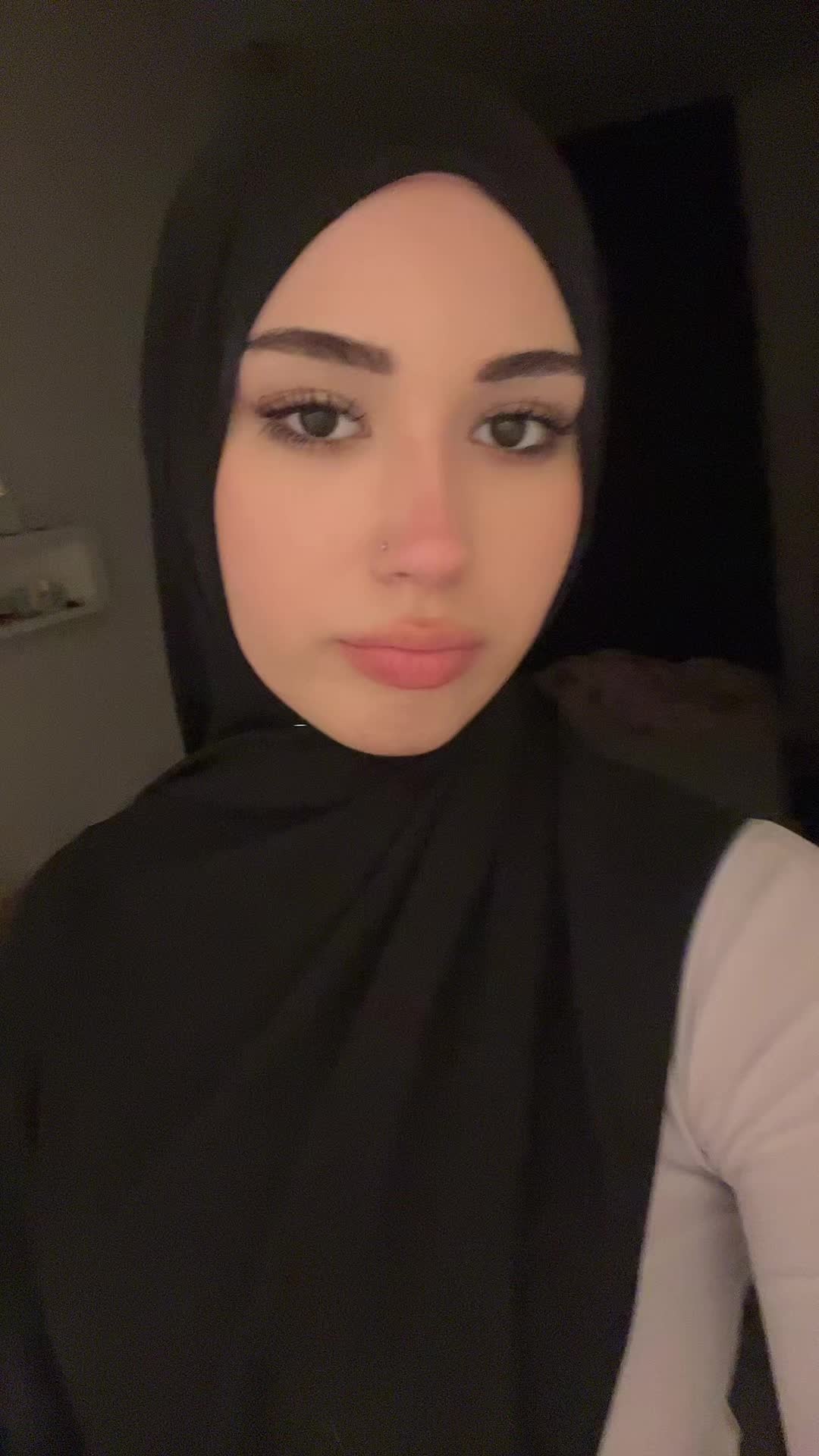 @<3