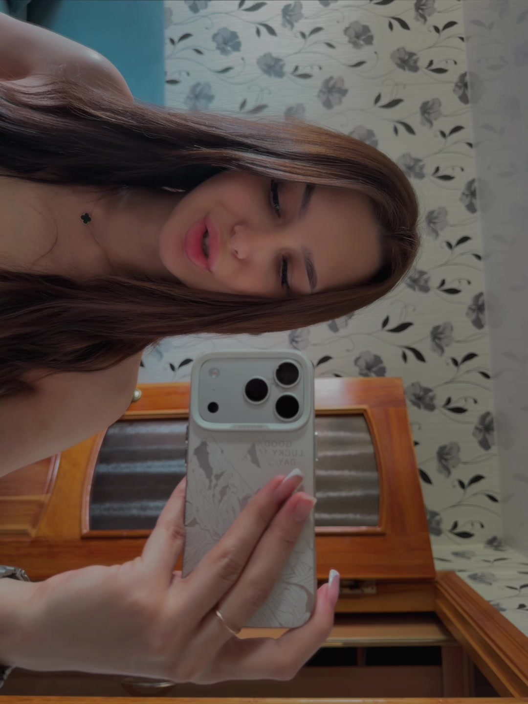 @𝓚𝓾𝓵𝓲𝓷𝓲𝓬𝓱