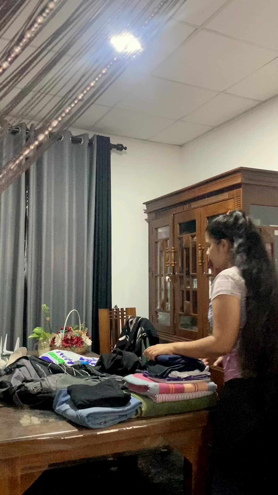 @_yashu_