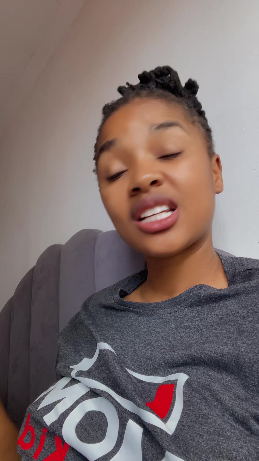 @Vhutshilohangandiwe Sinthumule