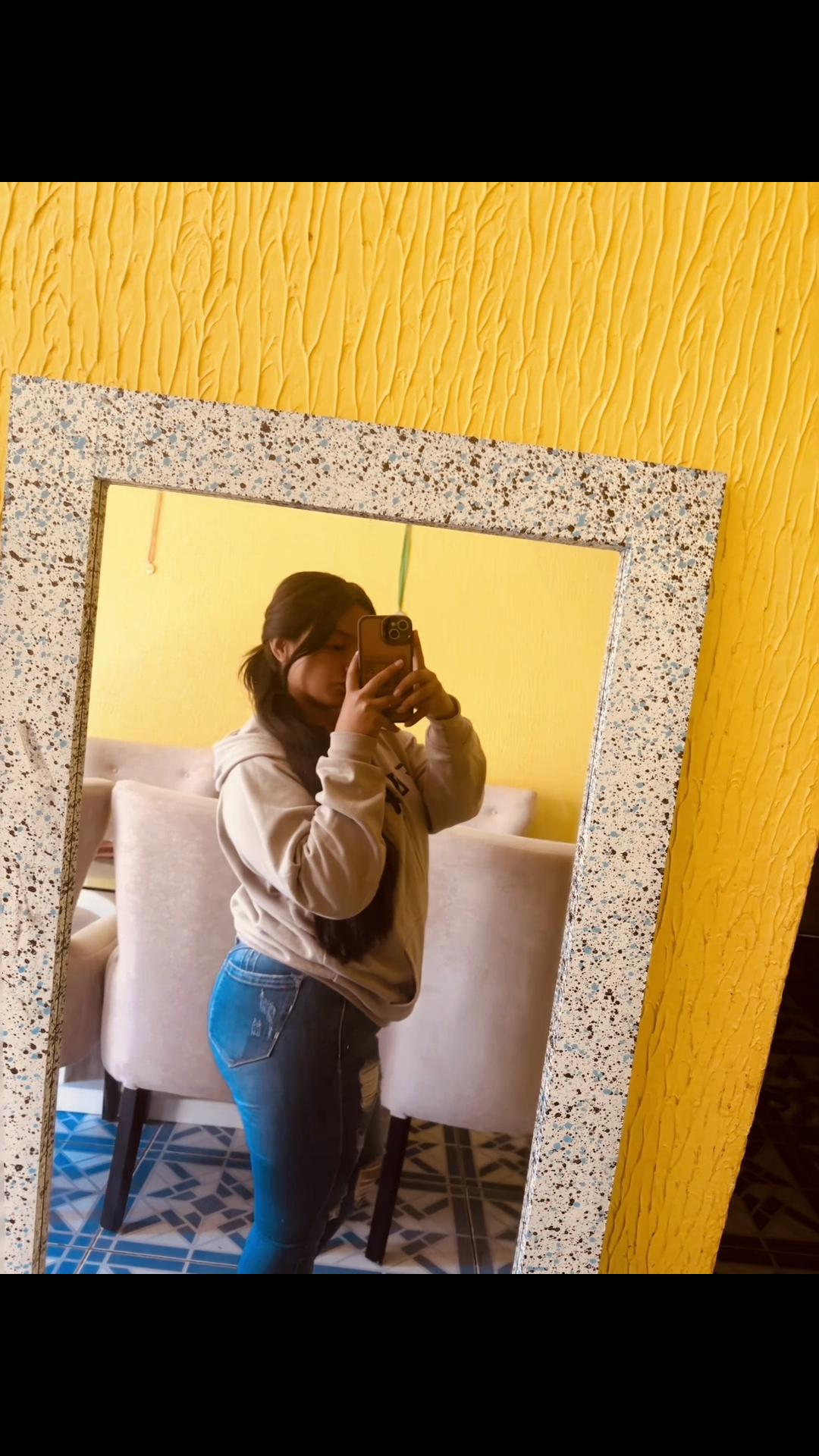 @Melanytene1