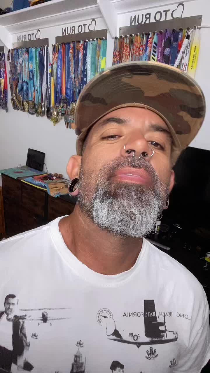 @Chpelopez