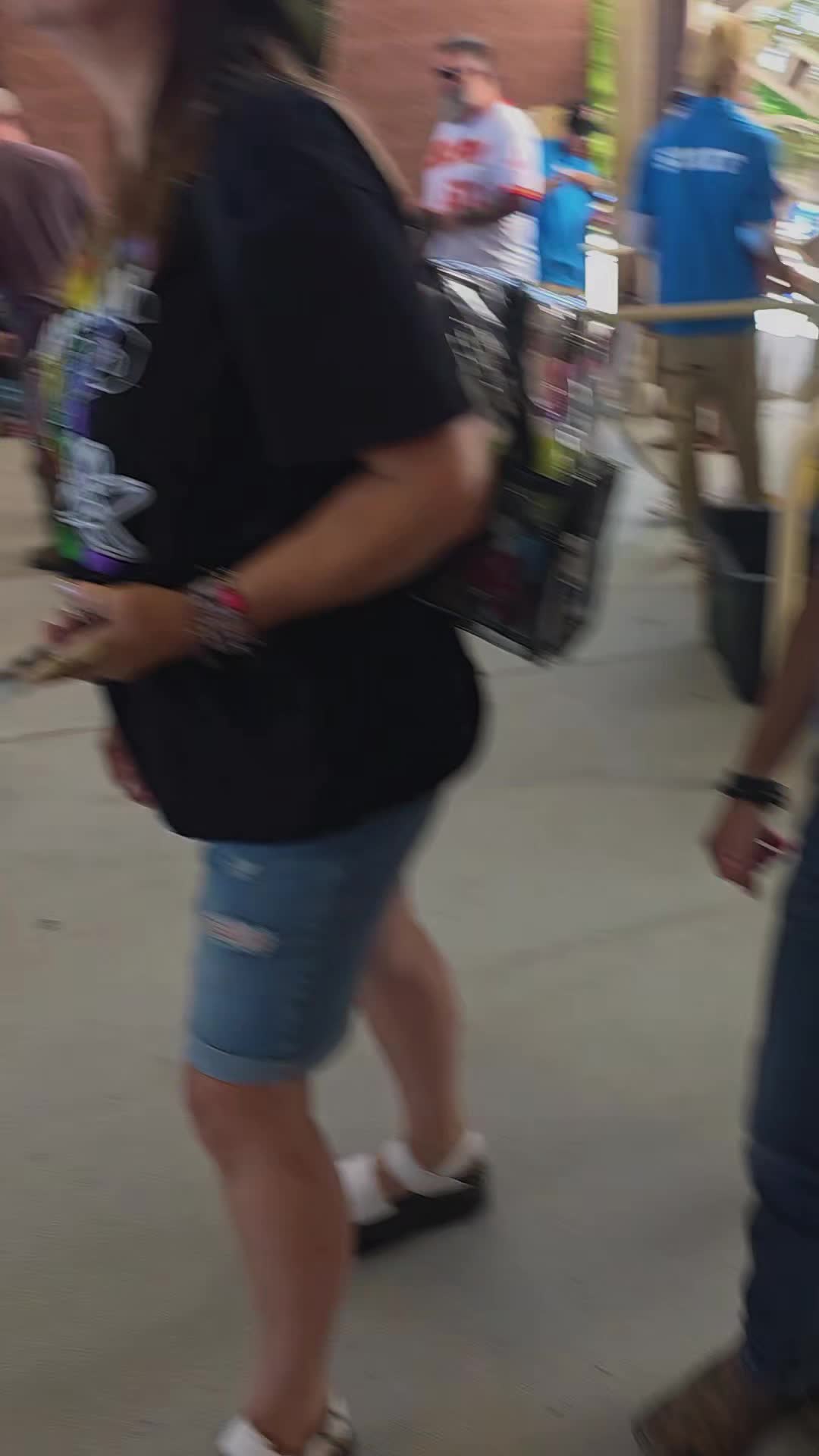 @Beekahbecca