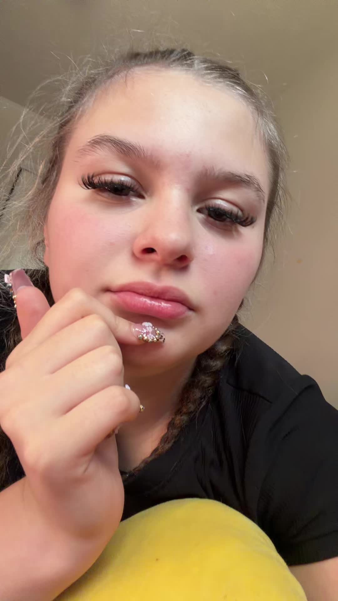 @Raelynnnnnn 💋🙈🌺