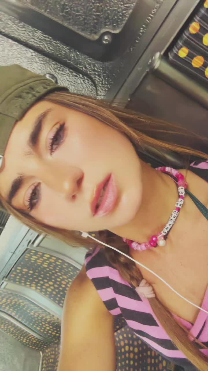 @urgirlsterl