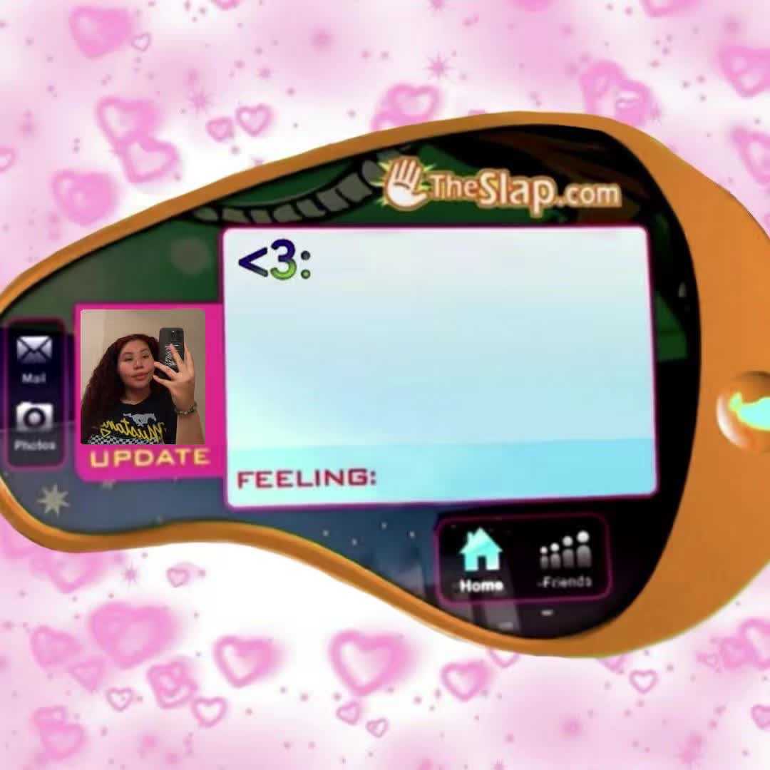 @𝓡𝓪𝔂𝓷𝓪 🦋☔️😏