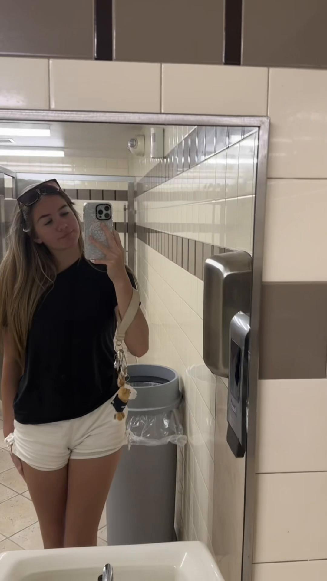 @mia