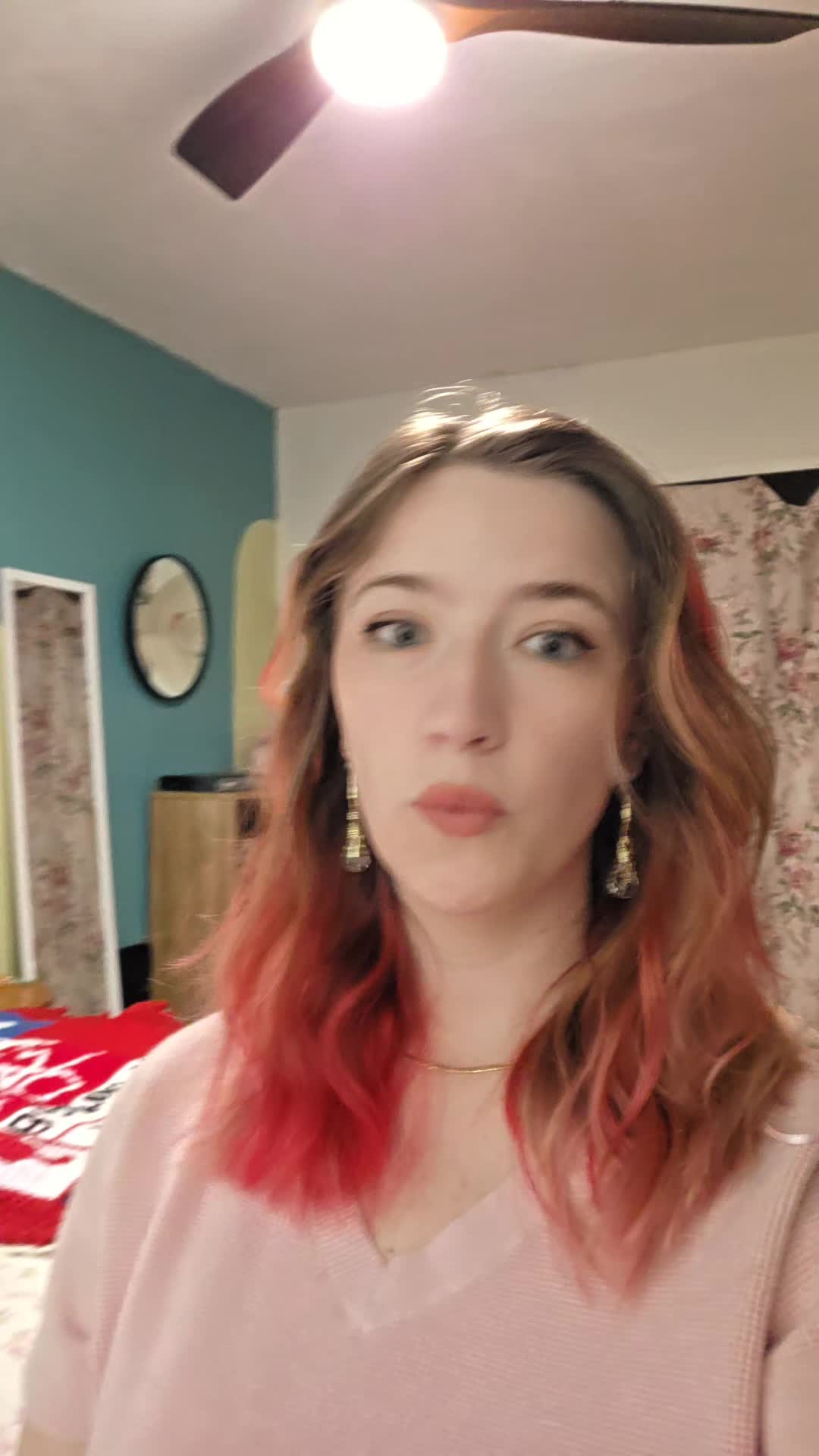 @Brittney |Queer Books & Fandom