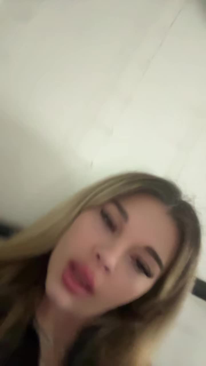 @lexie