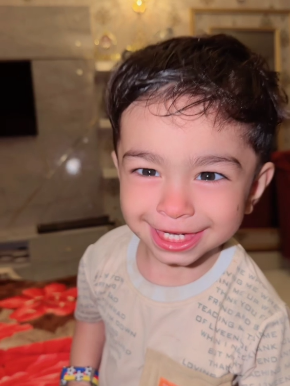 @Shehzada Hussain 👑