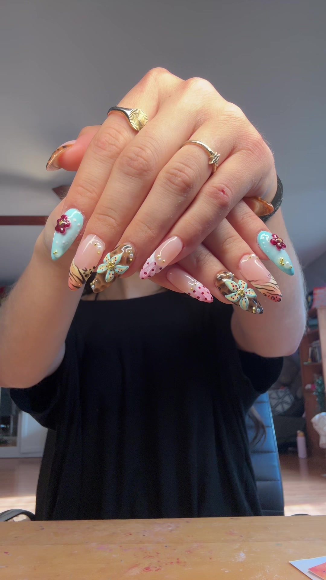 @Nails by Del