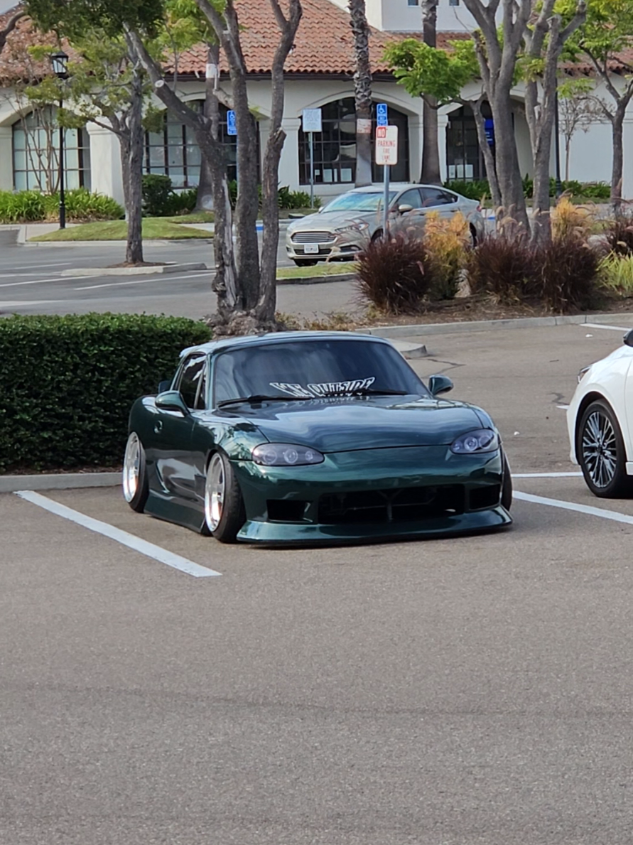@Moist_Yata