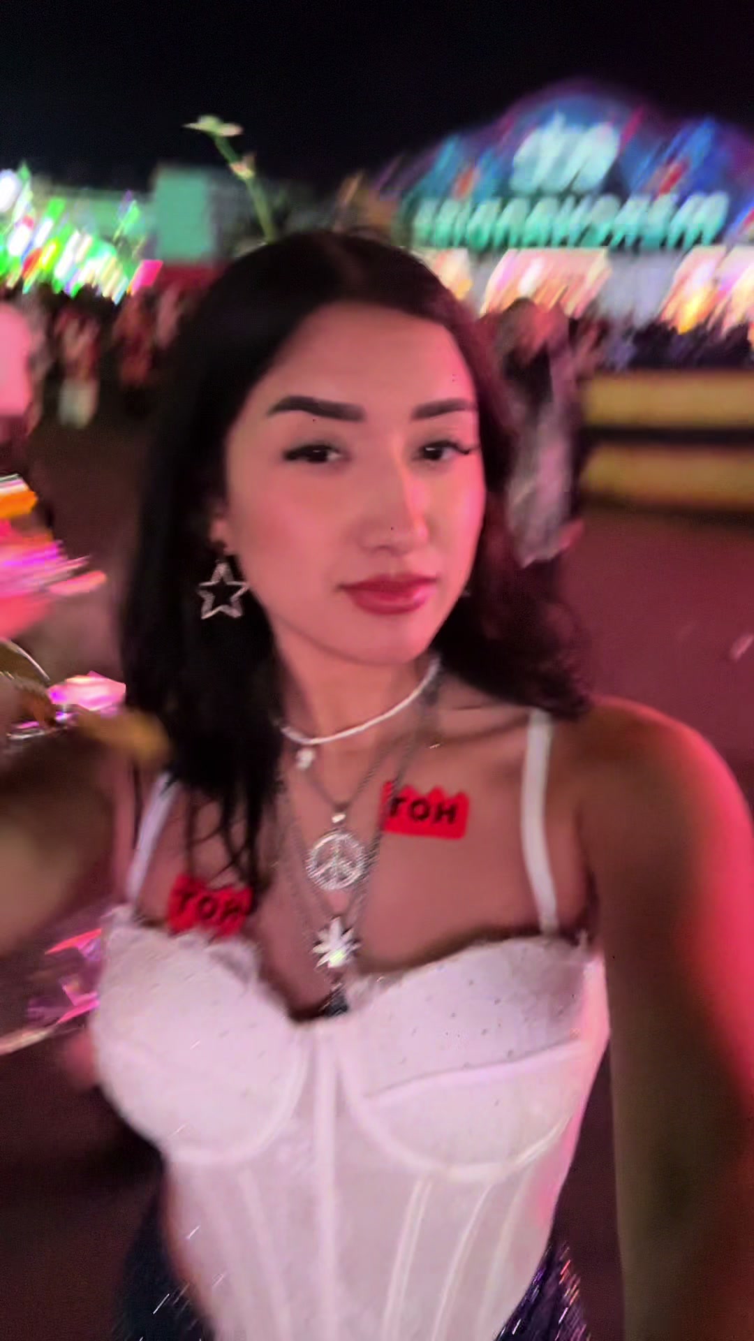 @Shirlss