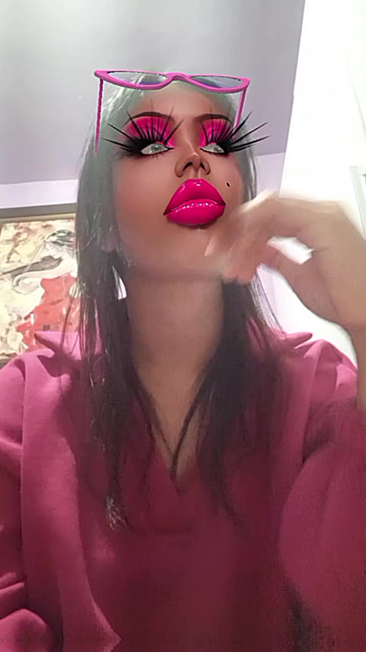 @CAROLINE