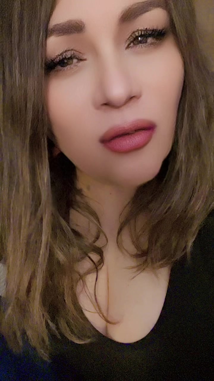 @Ana