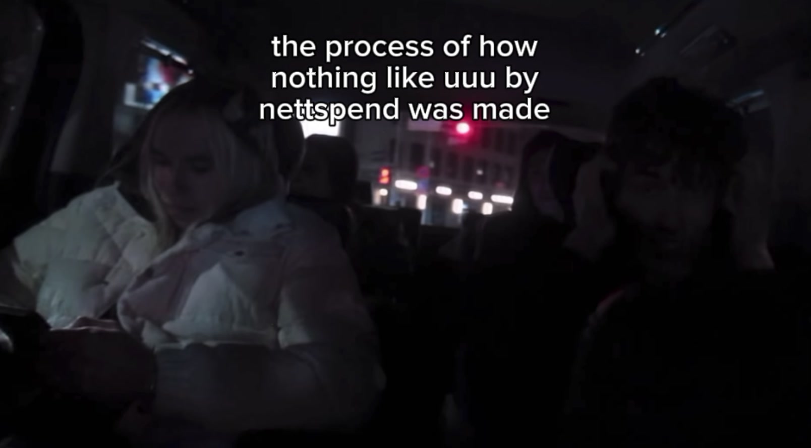 @๐ณ๐๐๐๐ข