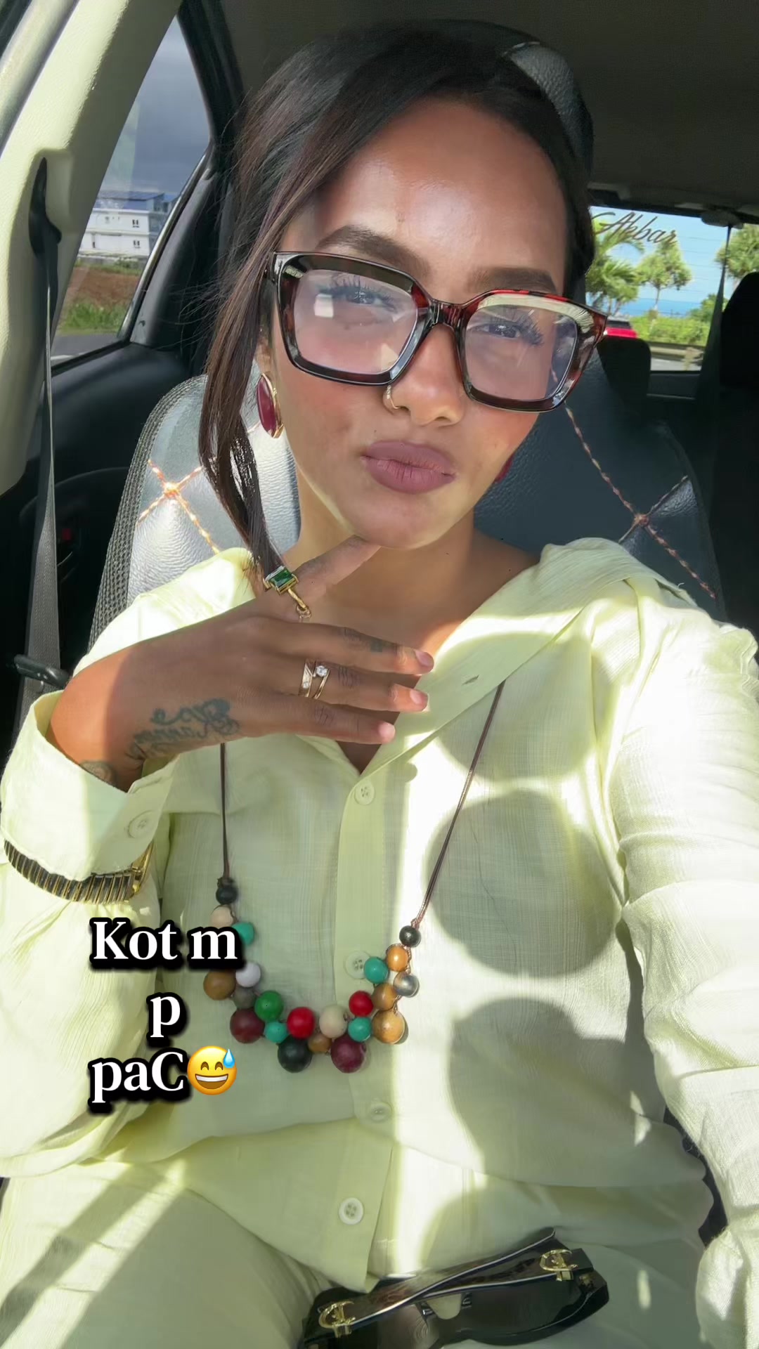 @ShivaneeAkbar20
