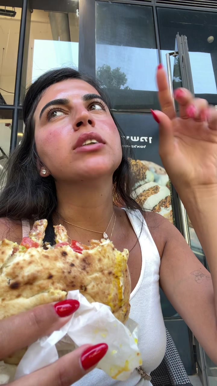 @יובי