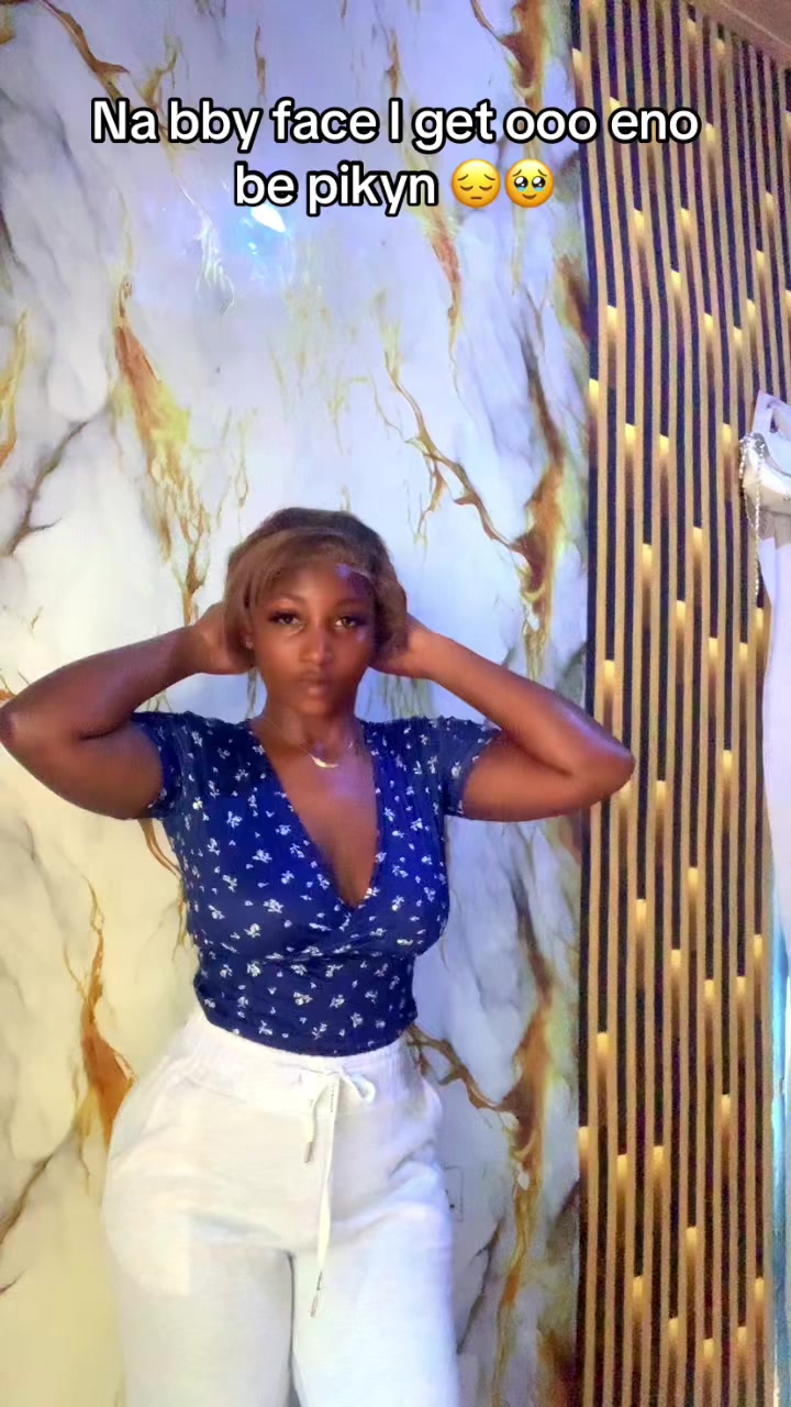 @🎀Dat gal &Auml;řķ&oslash;ş&uuml;&auml;ħ 🎀🛍️