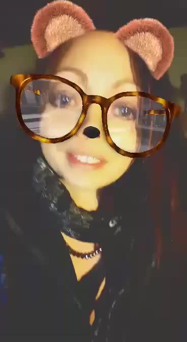 @Quelqu'une