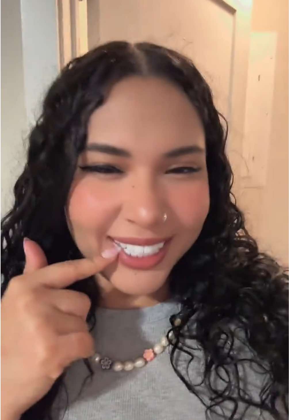 @𝐌𝐄𝐑𝐋𝐎𝐀𝐍𝐈𝐈 🍷