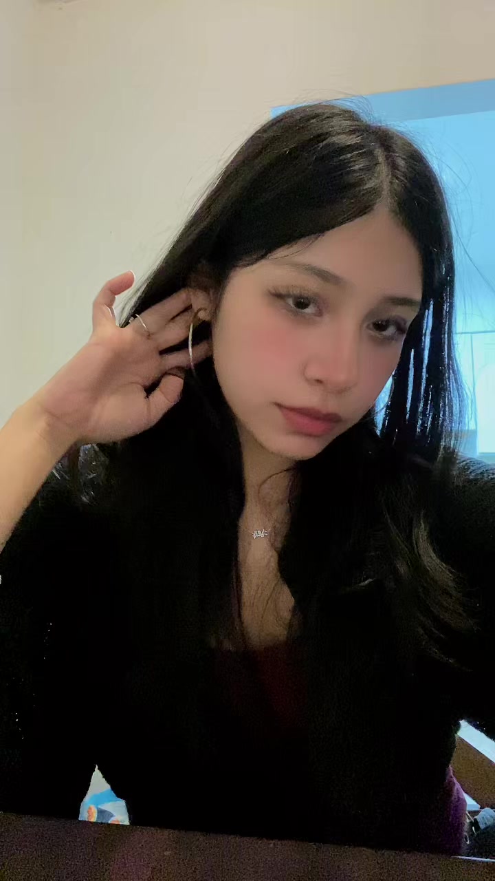 @Aryy