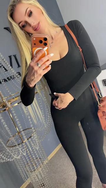 @_ Angel🪽_ 🖤