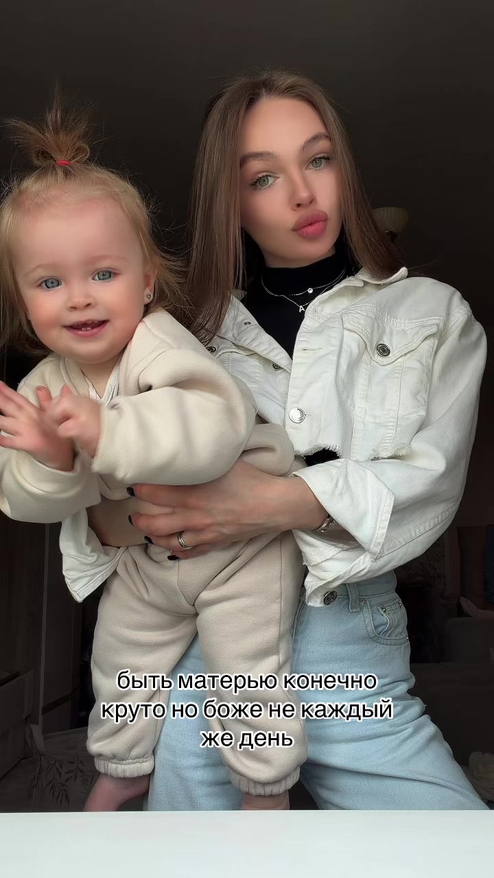 @Á.