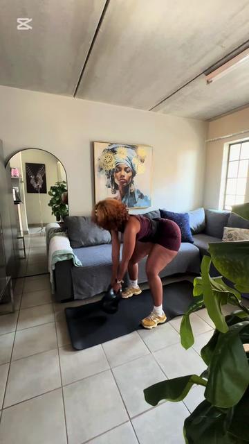 @Dee🇿🇦