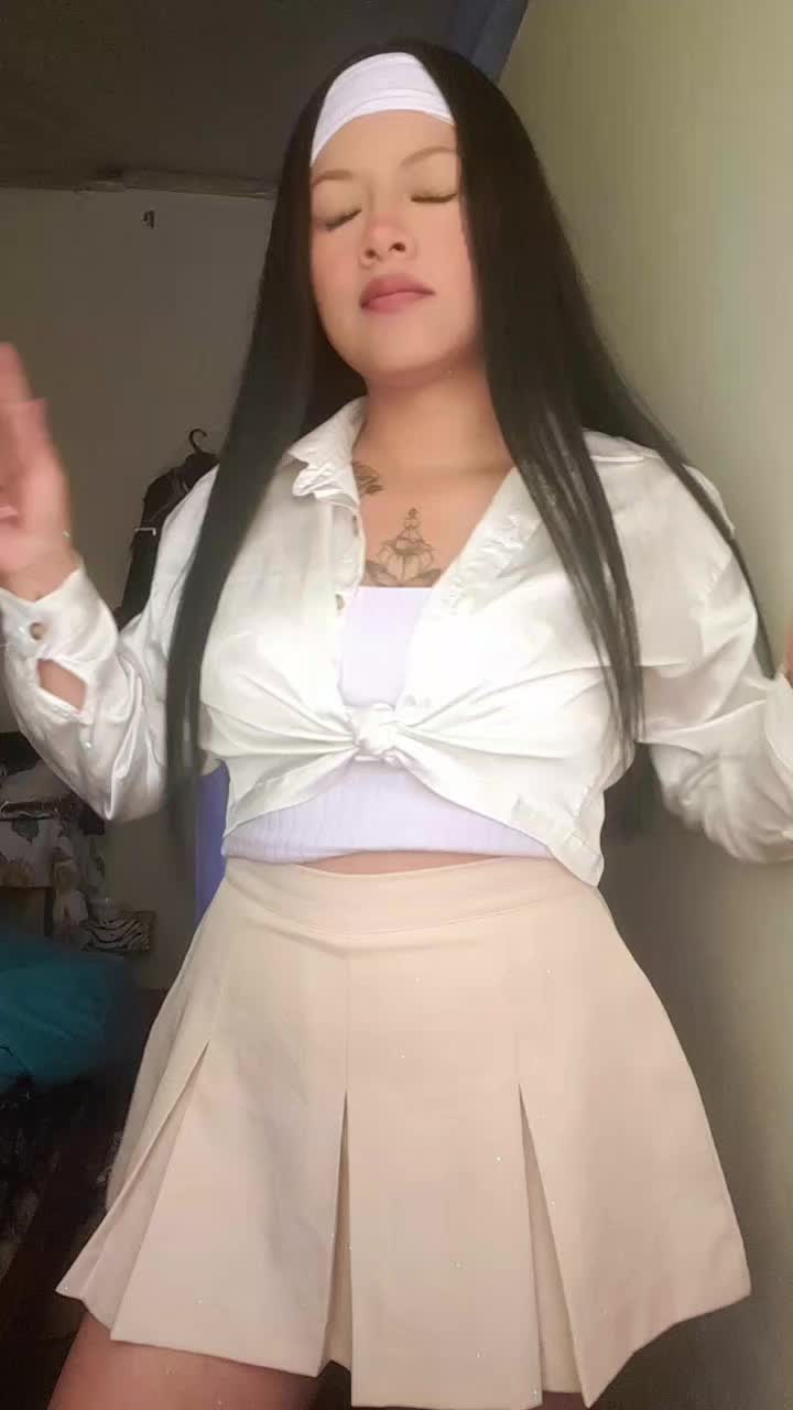 @𝐸𝑙𝑒𝑛𝑎🎀✍️