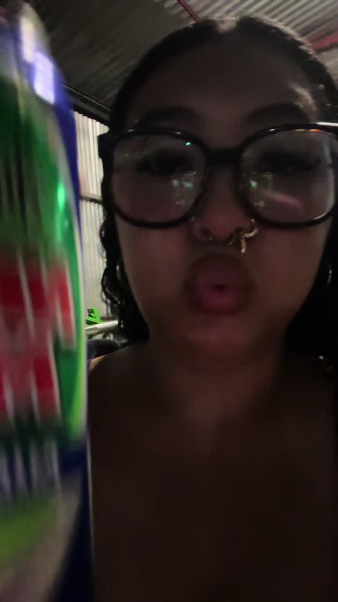 @cumstainn