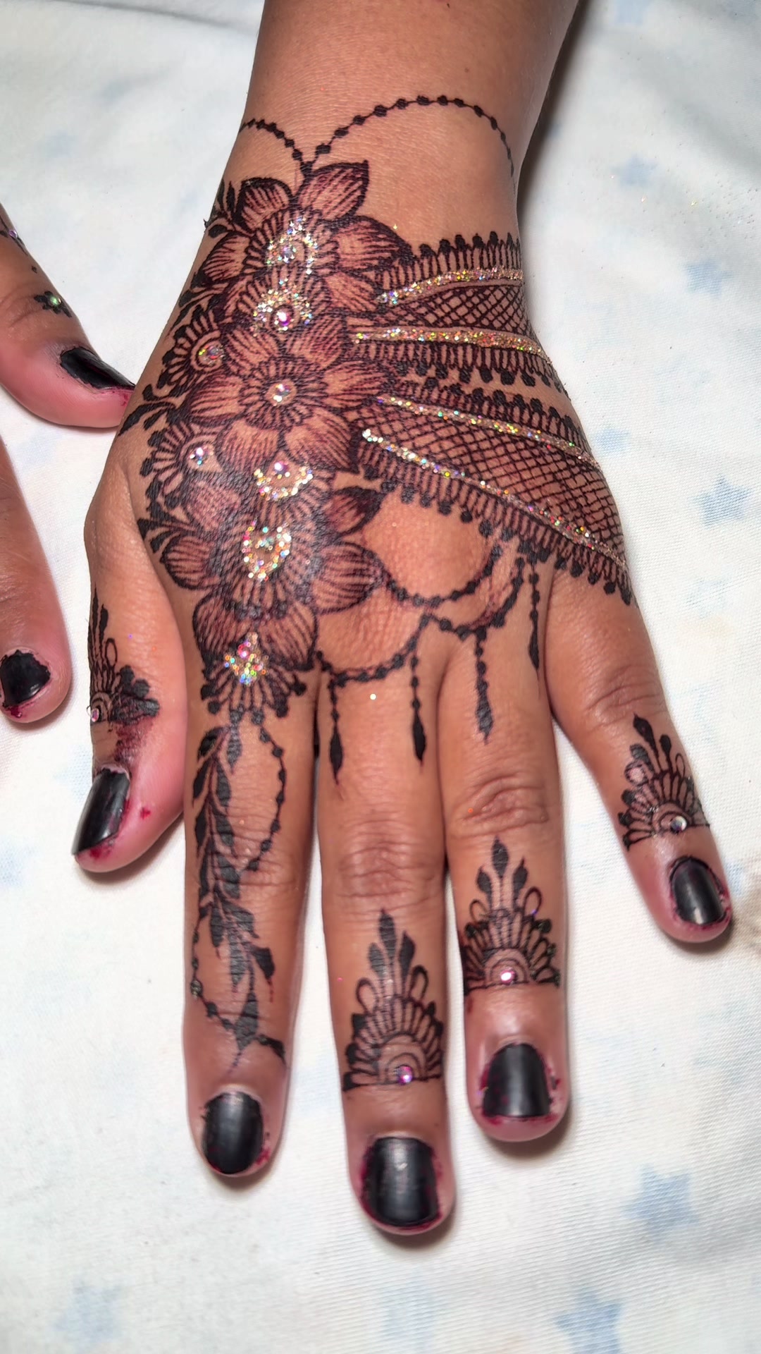 @ieykaazahari