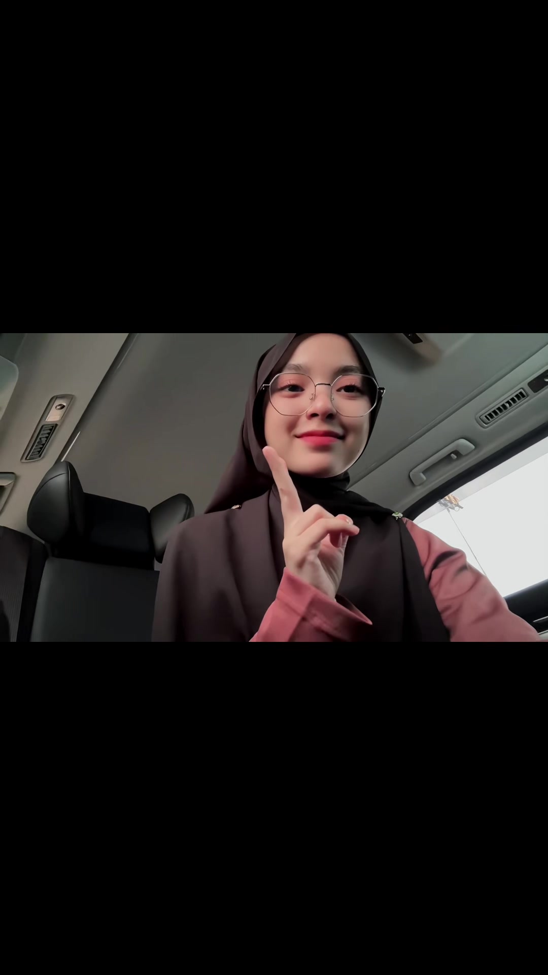@𐙚 ninie