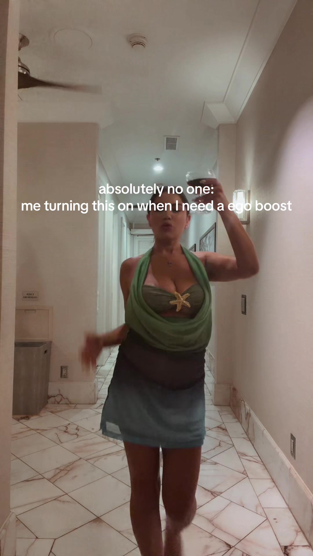 @Toomuchclass_