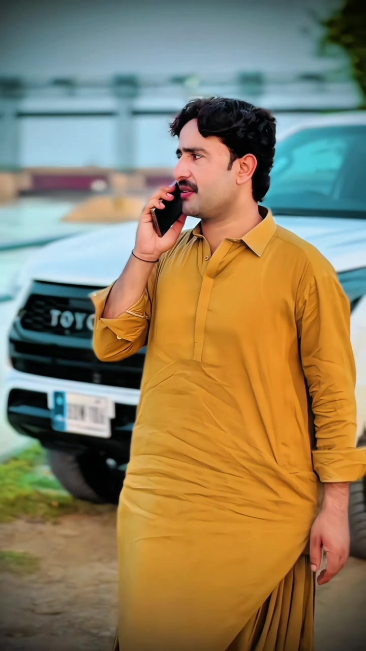 @Singer Tahir Farooq