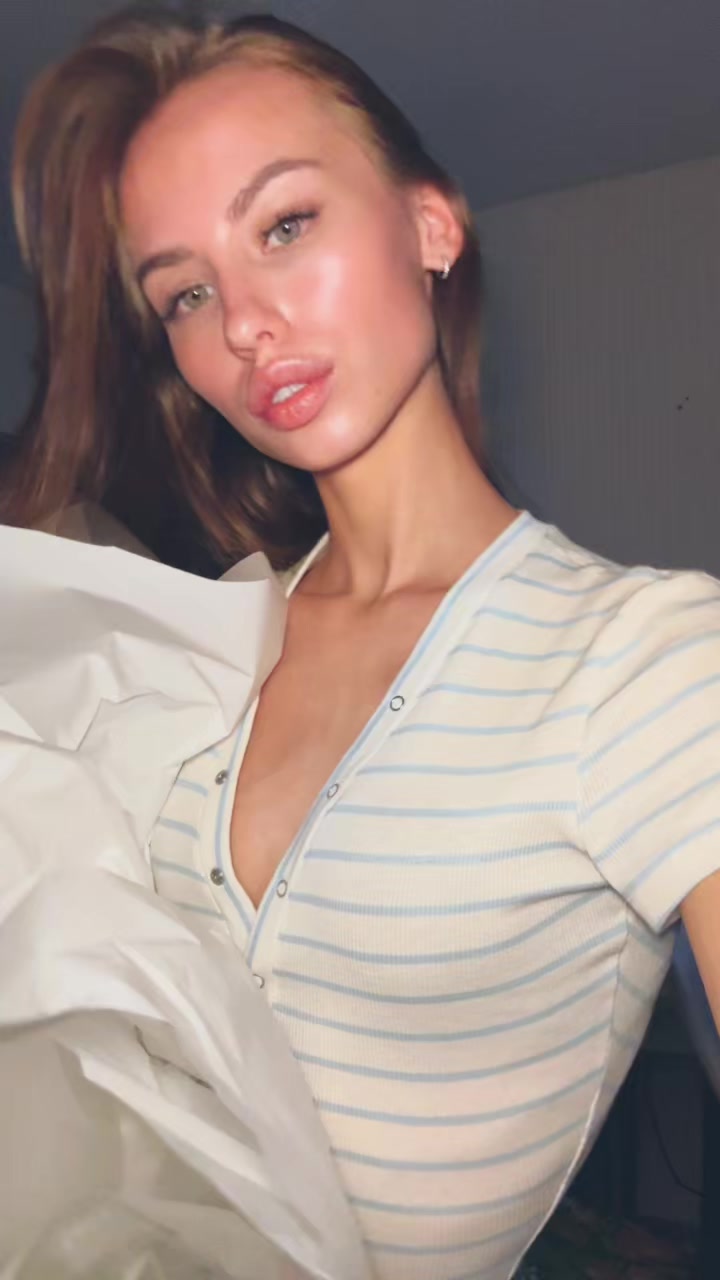 @pollllisssha