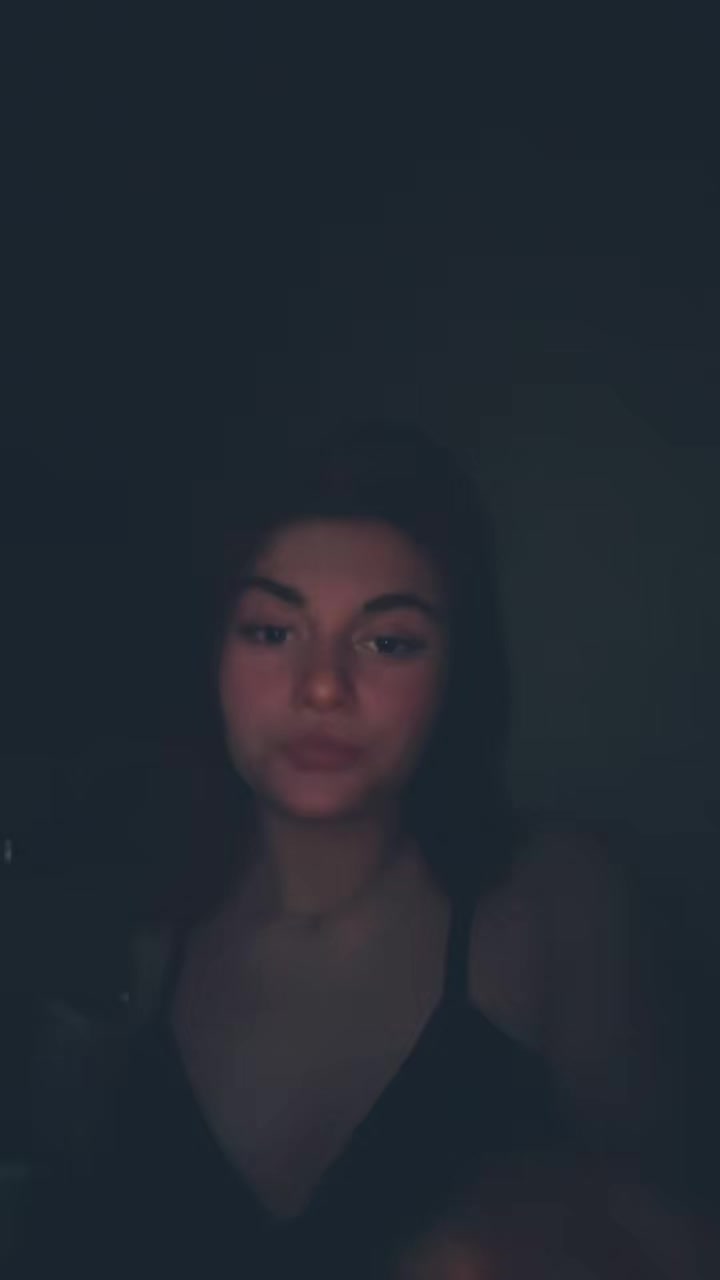 @vikixq👑