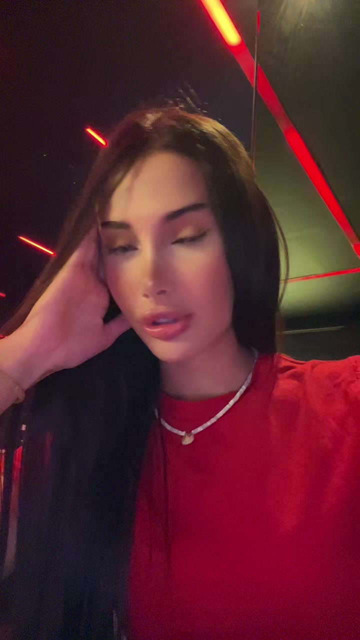 @saraborhann